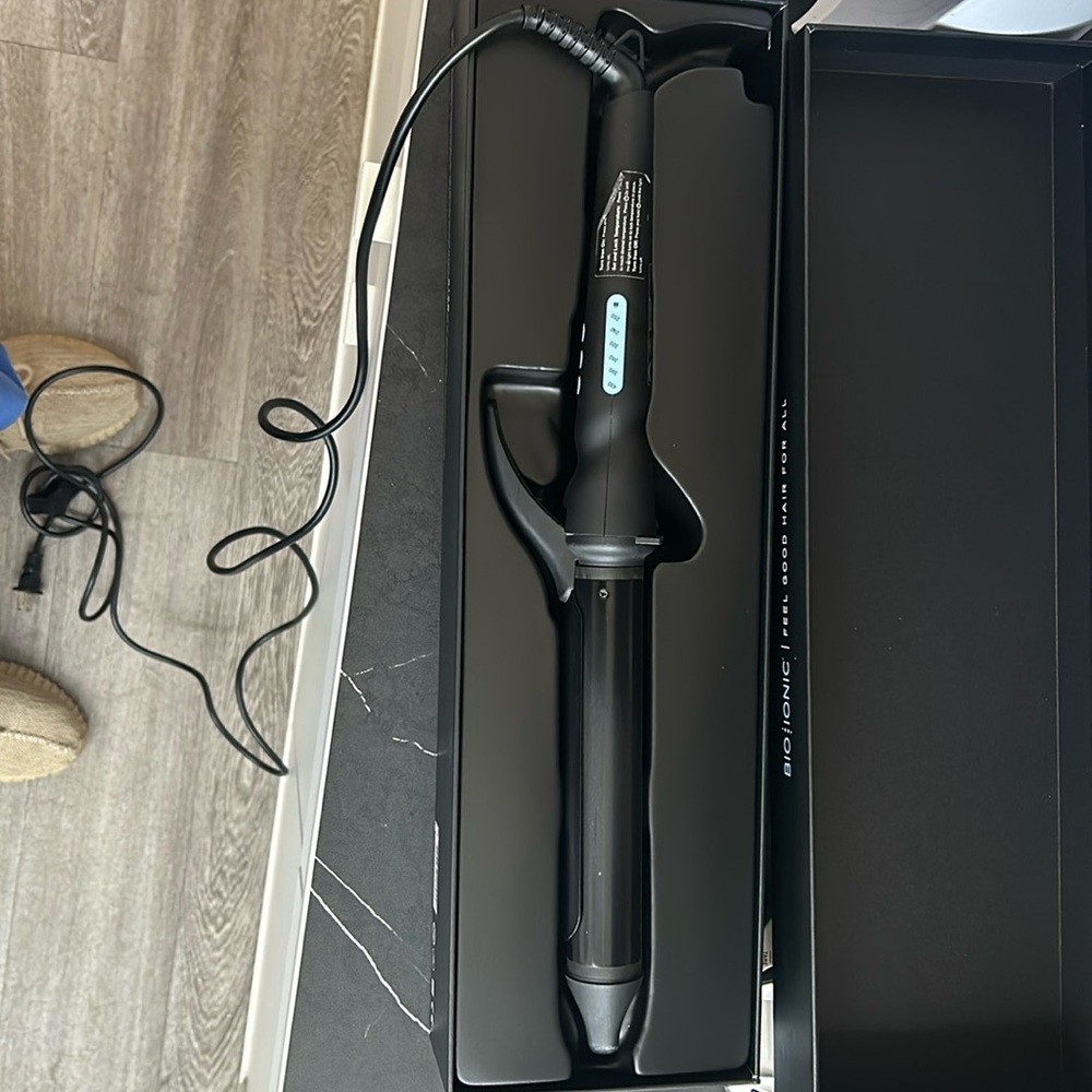 Bio ionic long barrel 1.25in